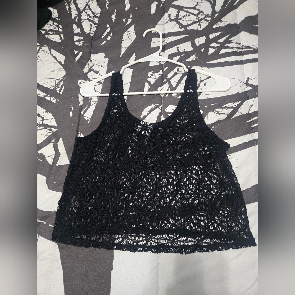 H&M Tank - Picture 2 of 3